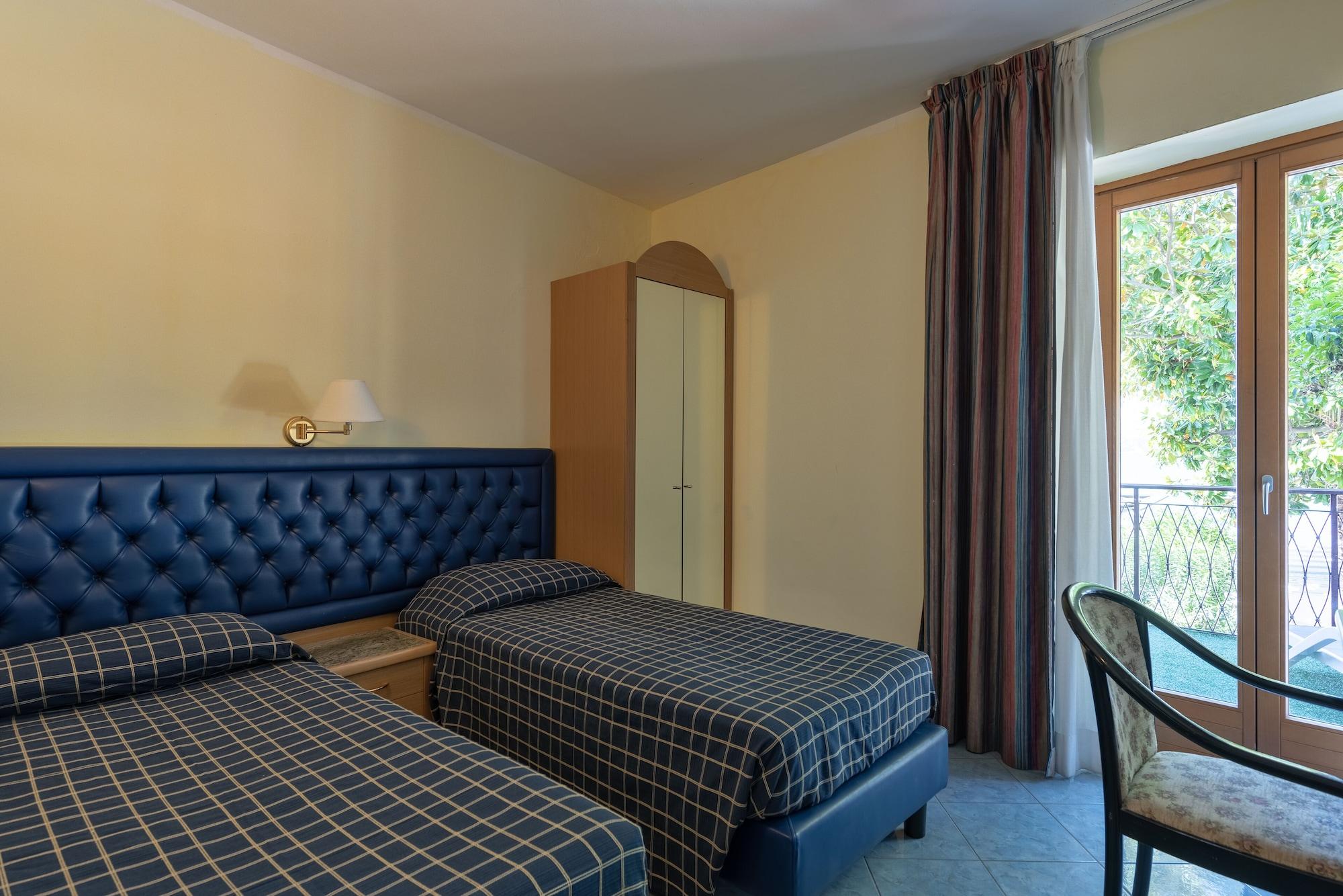Hotel Μαλτσεζίνε Εξωτερικό φωτογραφία